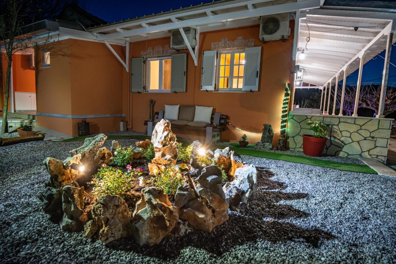 Rock Garden Villa Marandokhórion エクステリア 写真